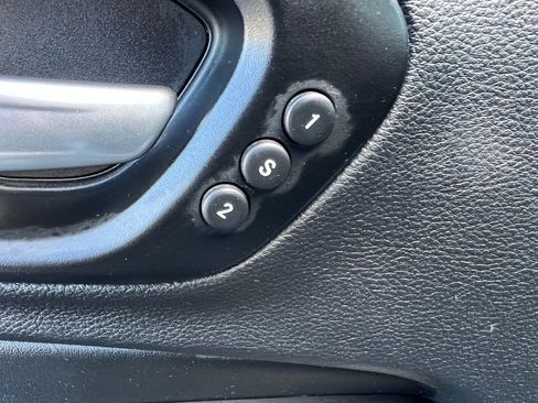 Used 2022 Jeep Cherokee Limited image 29