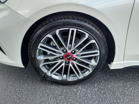 Used 2024 Kia Forte GT w/ GT2 Package FWD image 5