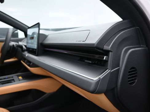 New 2026 Lexus ES 350e FWD image 24