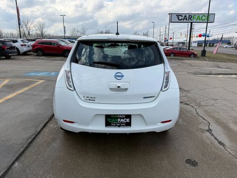 Used 2015 Nissan Leaf S w/ Charge Package image 11
