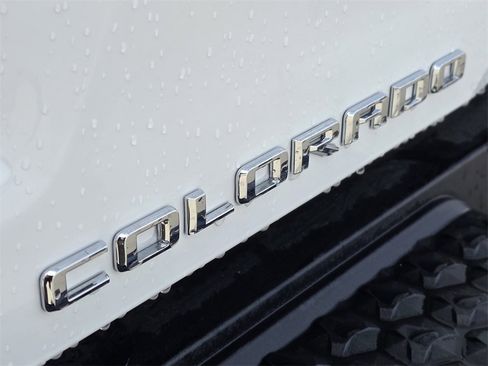 Used 2025 Chevrolet Colorado W/T image 8