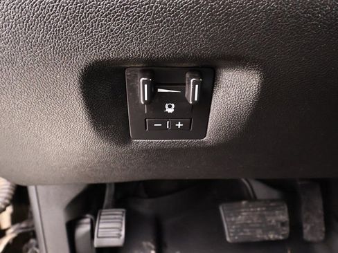 Used 2013 Chevrolet Silverado 2500 LTZ w/ LTZ Plus Package image 27