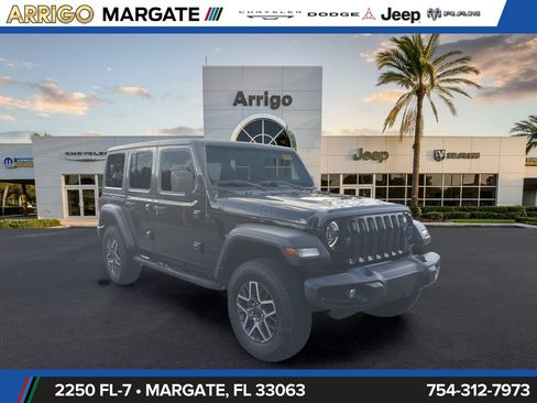 Used 2023 Jeep Wrangler Unlimited Sport AWD/4WD image 1