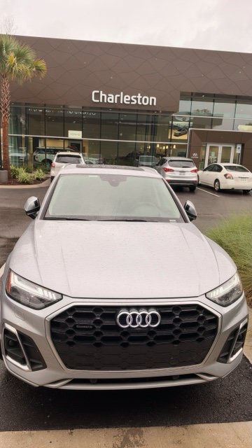 Used 2023 Audi Q5 2.0T Prestige w/ Prestige Package AWD/4WD image 2