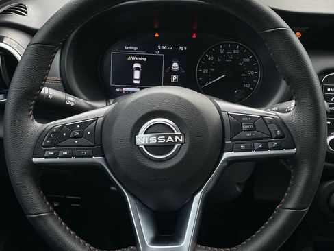 Used 2024 Nissan Kicks SR w/ SR Premium Package FWD image 13