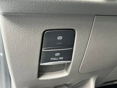 Used 2024 Ford Transit 350 XLT image 22