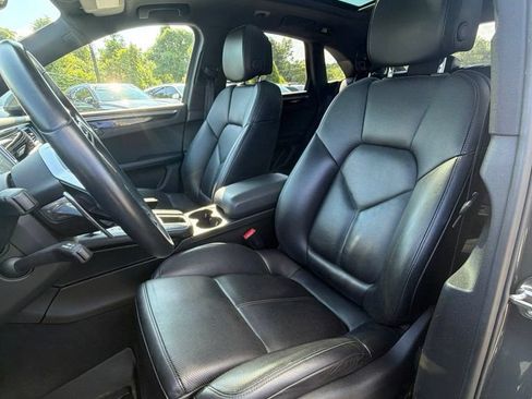 Used 2018 Porsche Macan S AWD/4WD image 5