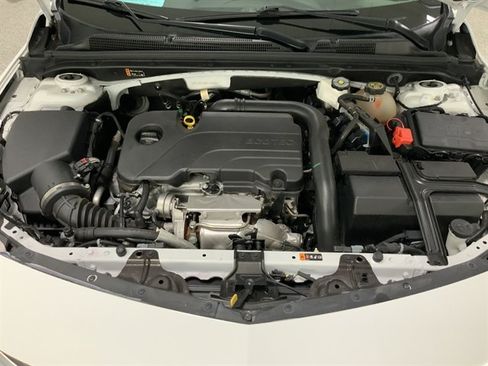 Used 2024 Chevrolet Malibu LT FWD image 8
