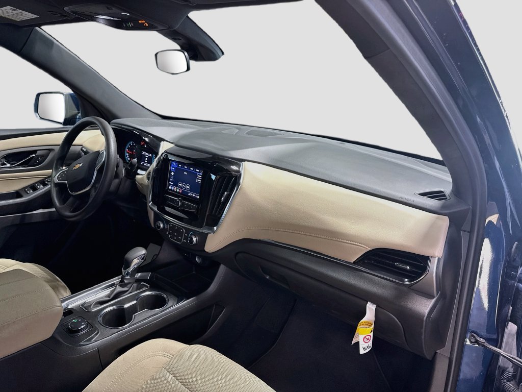 Used 2023 Chevrolet Traverse LS w/ Safety Package AWD/4WD image 29