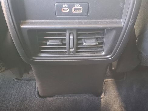 Used 2022 Nissan Murano S image 10