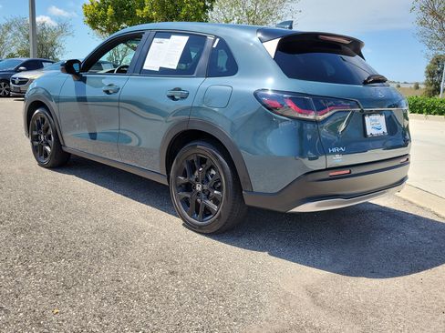 Used 2024 Honda HR-V Sport image 4