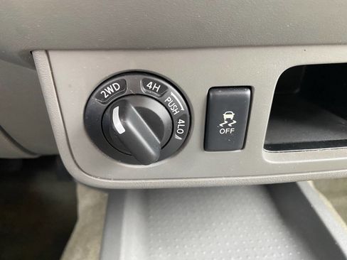 Used 2017 Nissan Frontier SV image 31