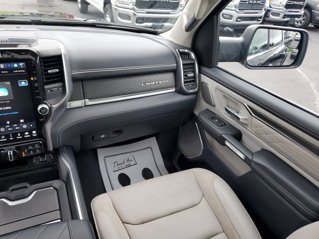 Used 2024 RAM 1500 Limited AWD/4WD image 16