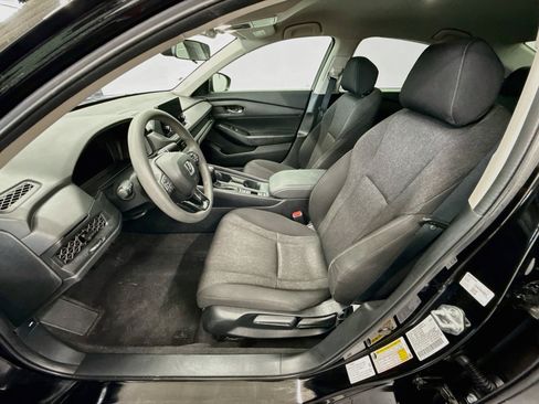 Used 2023 Honda Accord LX image 13