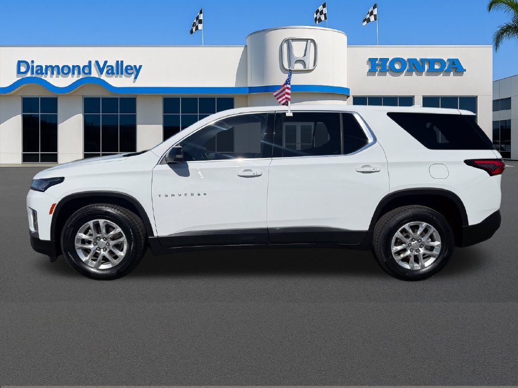 Used 2023 Chevrolet Traverse LS FWD image 8