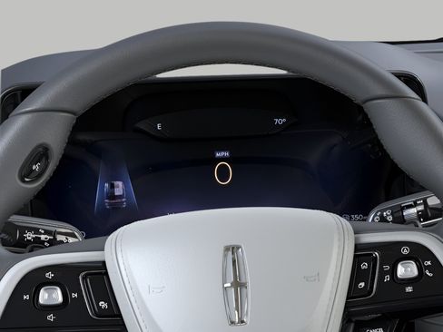 New 2026 Lincoln Aviator AWD image 13