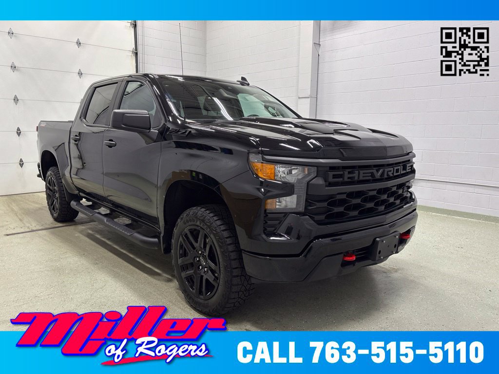 Used 2024 Chevrolet Silverado 1500 Custom Trail Boss w/ LPO, Dark Essentials Package AWD/4WD image 1