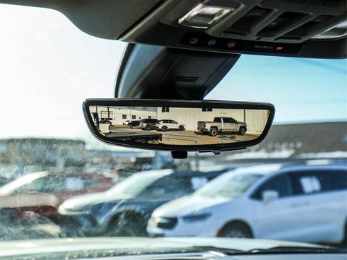 Used 2020 GMC Sierra 1500 Denali w/ Denali Premium Package image 30