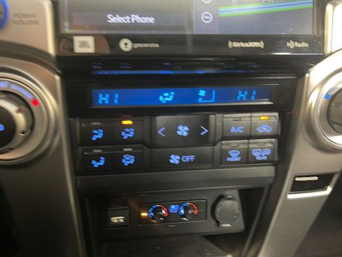 Used 2023 Toyota 4Runner Limited image 21