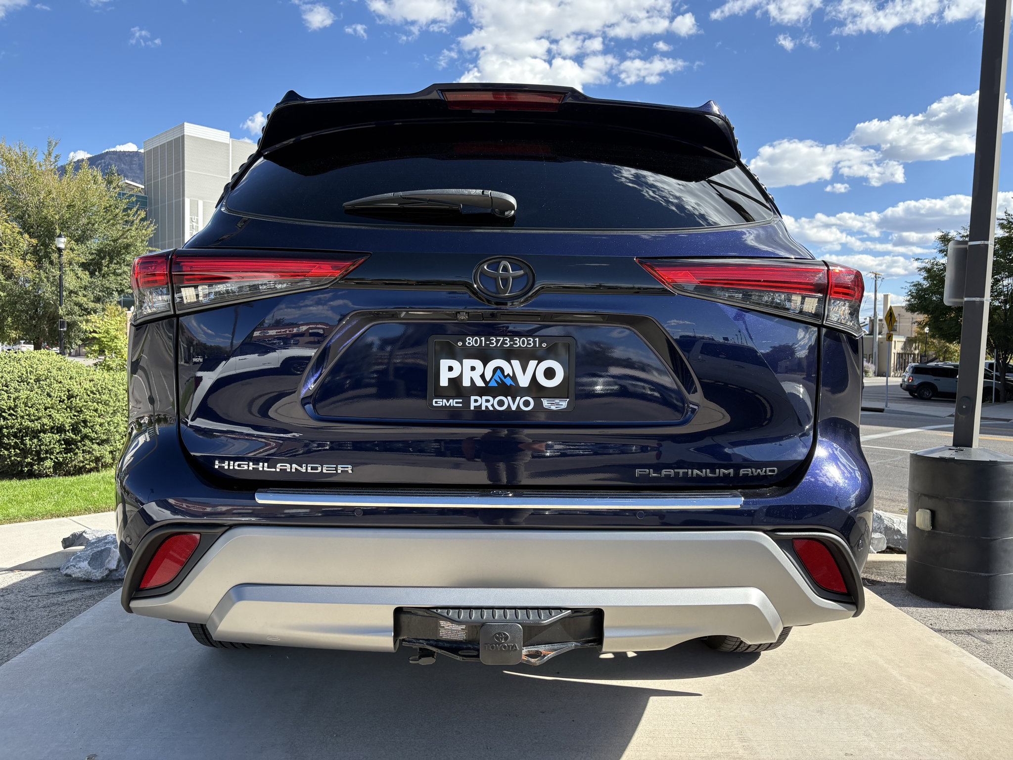 Used 2022 Toyota Highlander Platinum AWD/4WD image 5