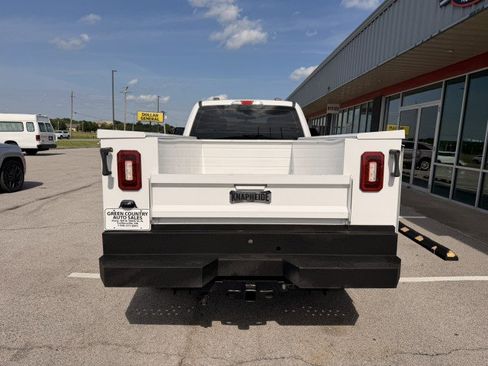 Used 2022 Ford F250 XL w/ Power Equipment Group RWD image 12
