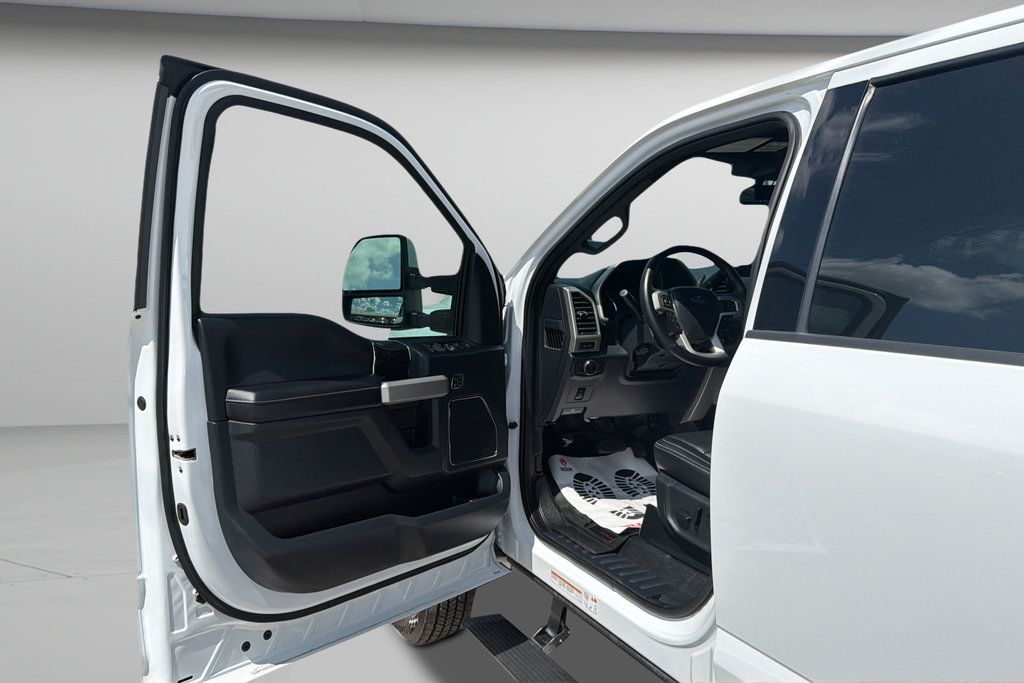 Used 2022 Ford F450 Lariat w/ Lariat Value Package AWD/4WD image 24