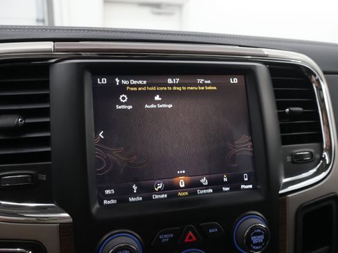Used 2018 RAM 1500 Laramie w/ Convenience Group AWD/4WD image 57