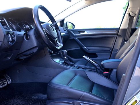 Used 2017 Volkswagen Golf Alltrack SE image 17