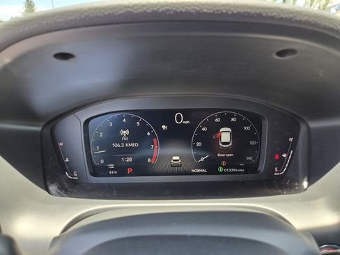 Used 2025 Acura ADX AWD image 27