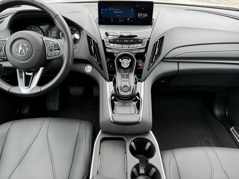 Used 2025 Acura RDX SH-AWD image 11
