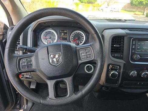 Used 2016 RAM 1500 Express image 20