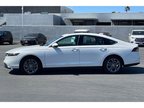 Certified 2025 Honda Accord EX-L image 2