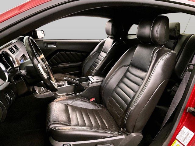 Used 2014 Ford Mustang GT Premium w/ Electronics Package RWD image 25