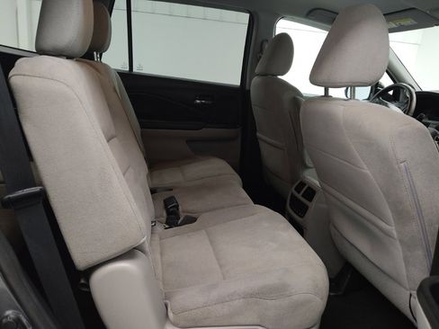 Used 2020 Honda Pilot EX image 19