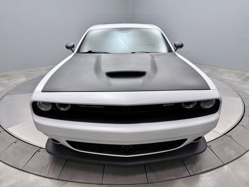 Used 2016 Dodge Challenger SRT w/ Technology Group image 2