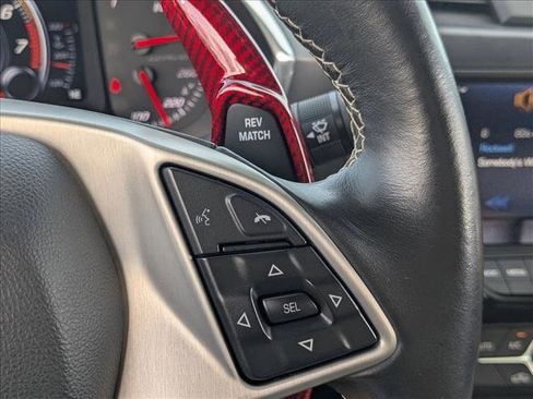 Used 2015 Chevrolet Corvette Stingray Coupe image 13