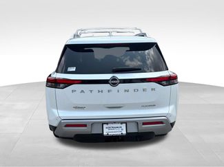 Used 2025 Nissan Pathfinder Platinum w/ Cargo Package FWD video 4