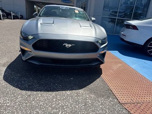 Used 2020 Ford Mustang Coupe RWD image 2