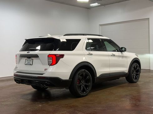 Used 2021 Ford Explorer ST w/ ST Street Pack AWD/4WD image 4