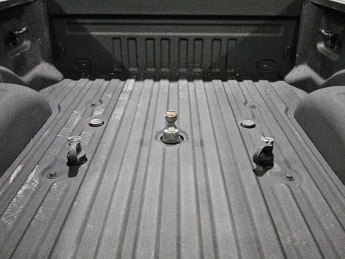 Used 2018 Ford F250 Platinum w/ Platinum Ultimate Package image 10