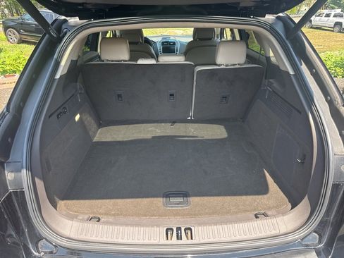 Used 2016 Lincoln MKX Reserve w/ Luxury Package image 30