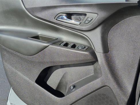Certified 2024 Chevrolet Equinox LT w/ LPO, Floor Liner Package image 25