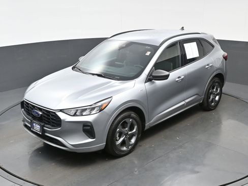 Used 2023 Ford Escape ST-Line image 34