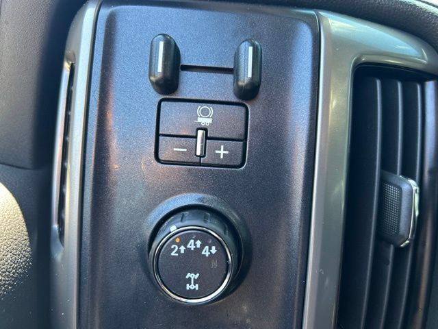 Used 2019 Chevrolet Silverado 2500 High Country w/ Duramax Plus Package AWD/4WD image 30