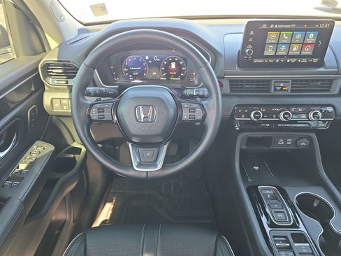 Certified 2023 Honda Pilot Elite image 10