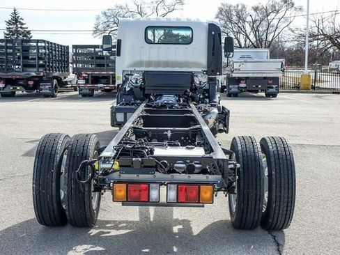 New 2025 Chevrolet Low Cab Forward 5500 XD RWD image 4
