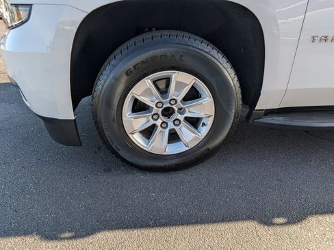 Used 2015 Chevrolet Tahoe LT RWD image 28