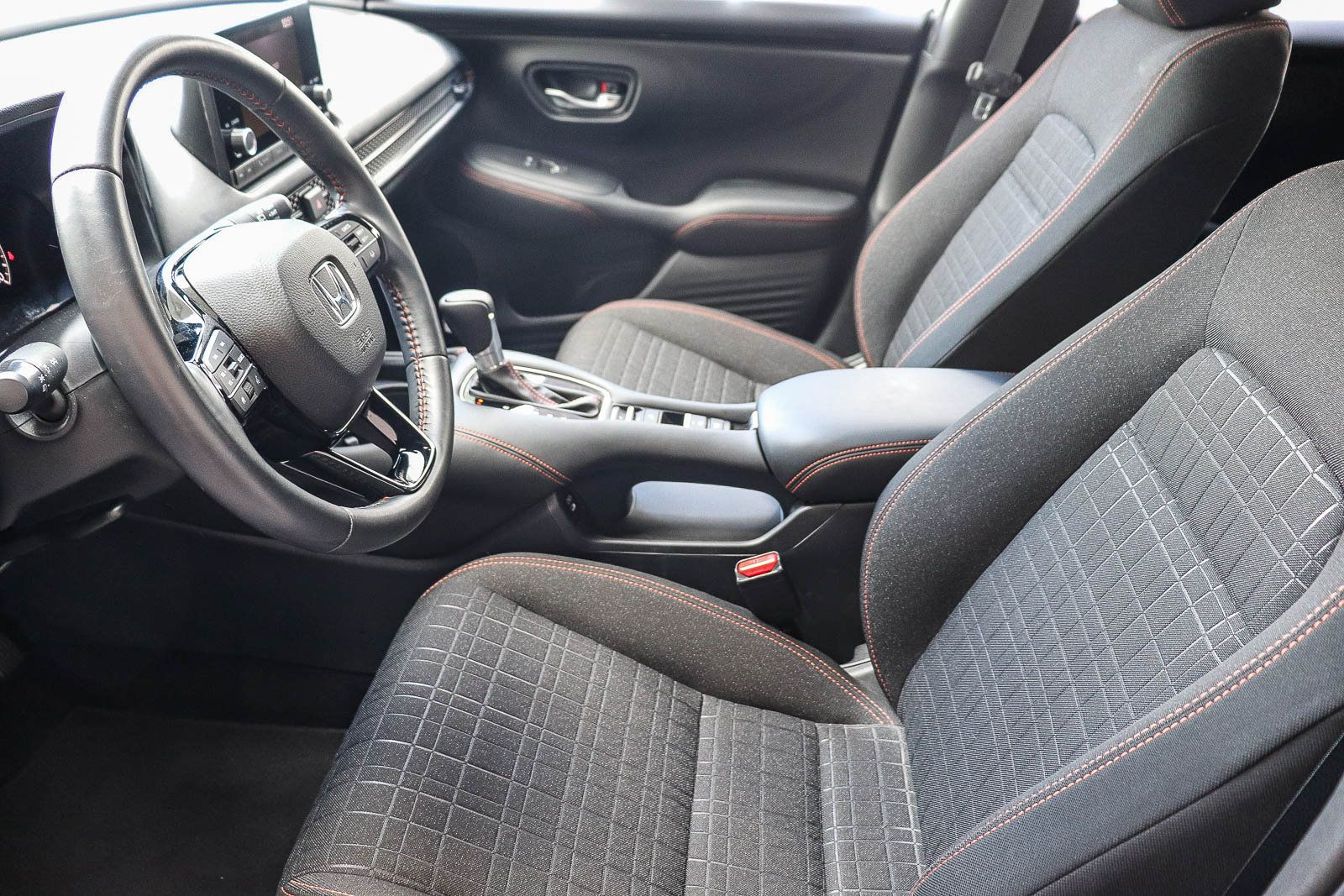 Used 2024 Honda HR-V Sport image 22