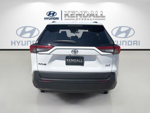 Used 2024 Toyota RAV4 XLE FWD image 5