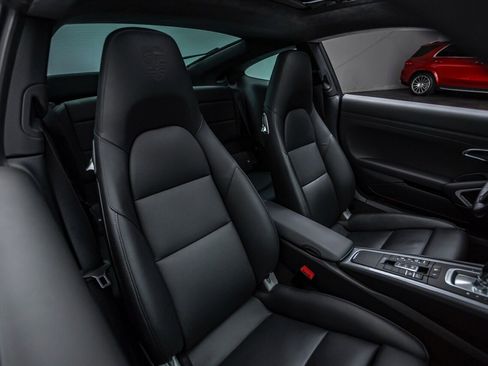 Used 2014 Porsche 911 Carrera S image 24